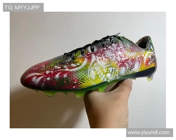 高帮足球鞋球星上脚独特设计与场上表现的完美结合